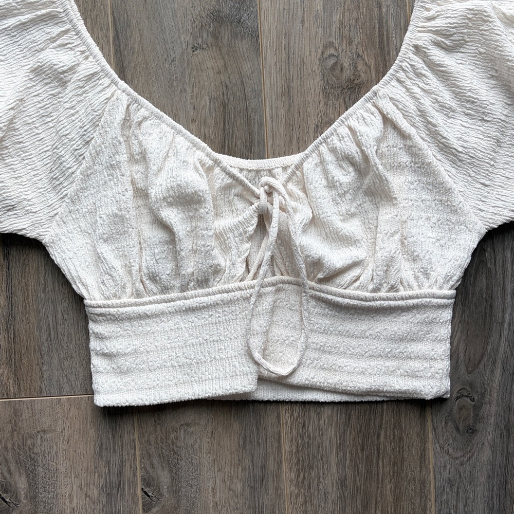 American Eagle Cream Puff Sleeve Top - Picture 3 of 5